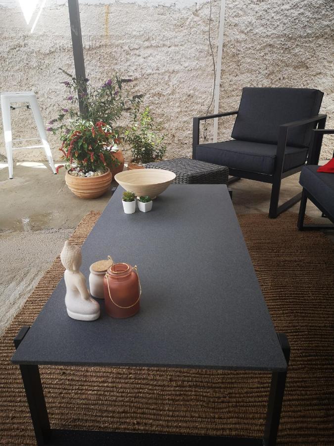 Littel Studio Franceska يزيرا المظهر الخارجي الصورة