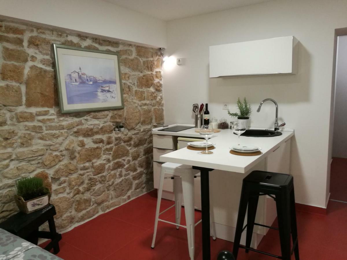 Littel Studio Franceska يزيرا المظهر الخارجي الصورة